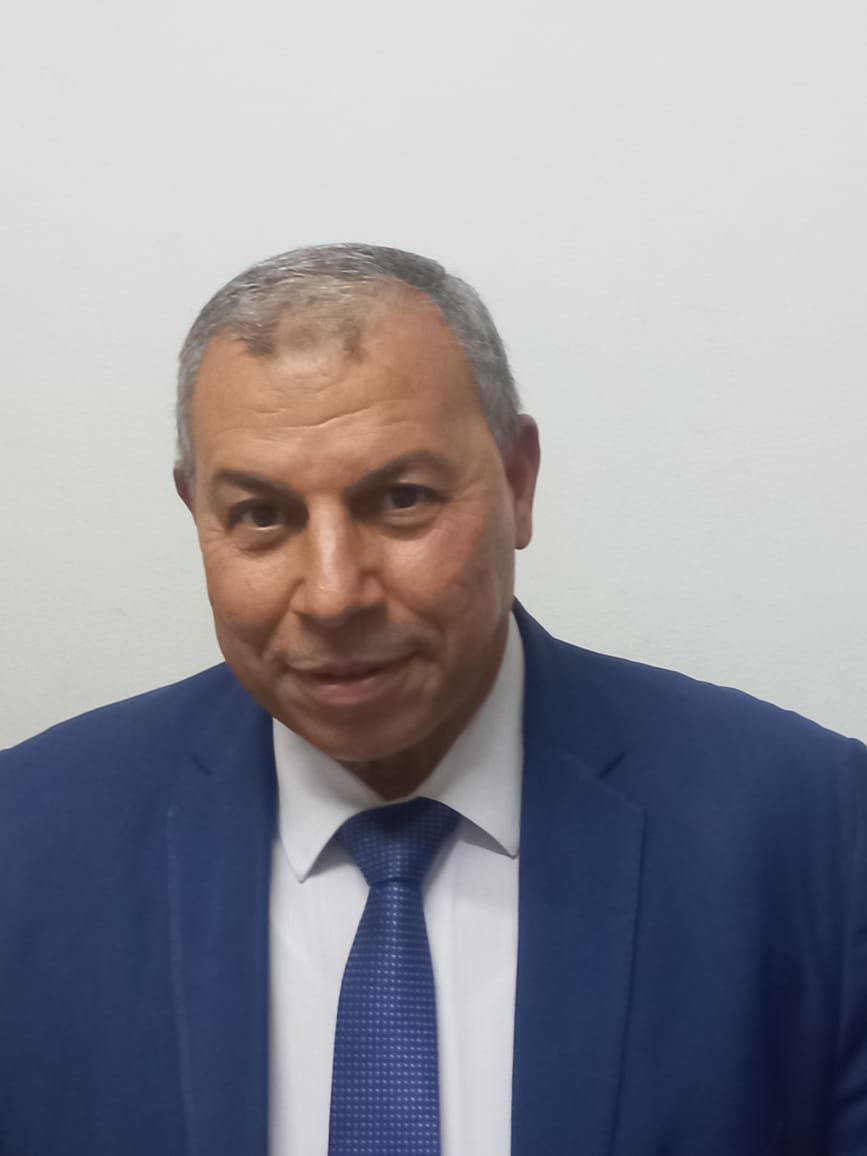 أ.ممدوح انور عبد الحى                   